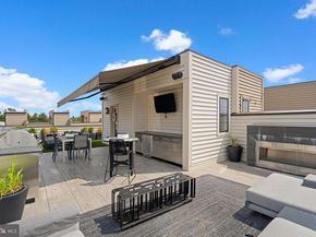 1741 Mckenna Point Drive 2701, Mclean VA 22102