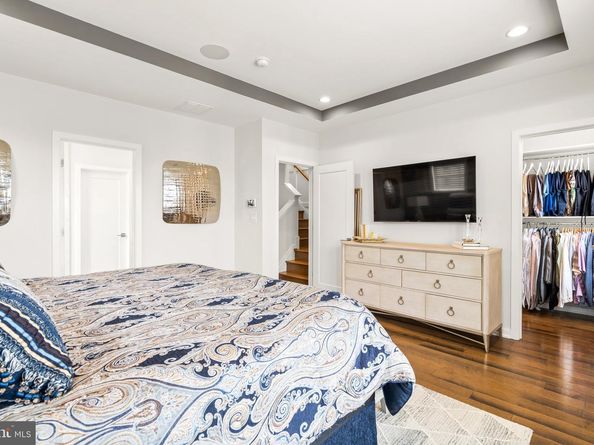 1741 Mckenna Point Drive 2701, Mclean VA 22102