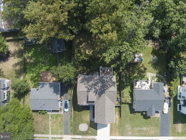 106 Tapawingo Road SW, Vienna VA 22180