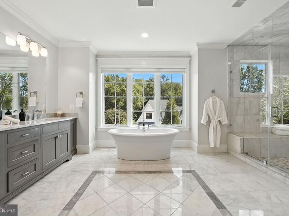 6434 Noble Drive, Mclean VA 22101