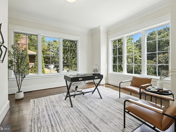 6434 Noble Drive, Mclean VA 22101