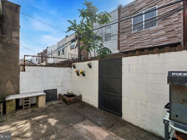2308 S Bancroft Street, Philadelphia PA 19145