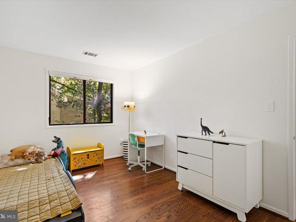 9411 Fernwood Road, Bethesda MD 20817