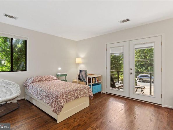 9411 Fernwood Road, Bethesda MD 20817