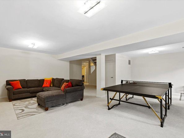 9411 Fernwood Road, Bethesda MD 20817