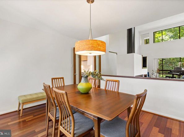 9411 Fernwood Road, Bethesda MD 20817