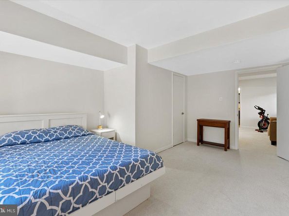 9411 Fernwood Road, Bethesda MD 20817