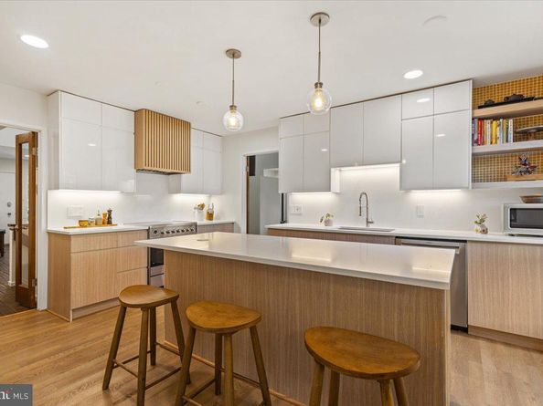 9411 Fernwood Road, Bethesda MD 20817
