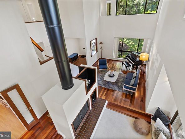 9411 Fernwood Road, Bethesda MD 20817