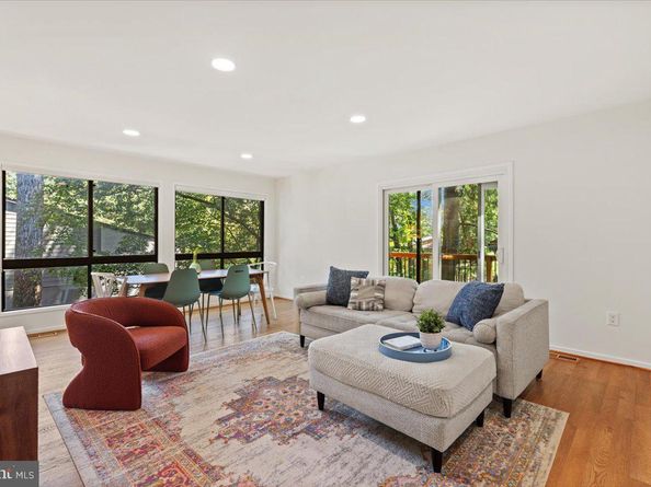 9411 Fernwood Road, Bethesda MD 20817