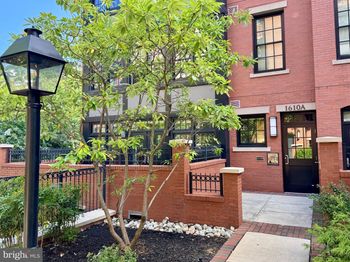 1610 N Queen Street