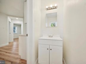898 Crestline Drive, Blue Bell PA 19422