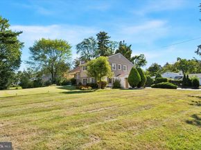 898 Crestline Drive, Blue Bell PA 19422