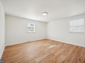898 Crestline Drive, Blue Bell PA 19422