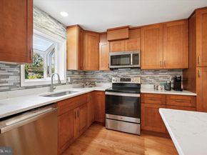898 Crestline Drive, Blue Bell PA 19422