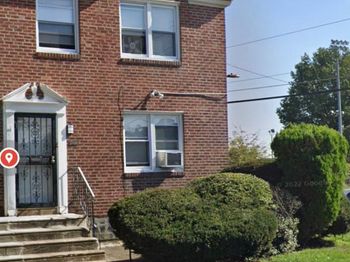 1600 E Roumfort Road