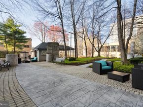 2001 Hamilton Street 1520, Philadelphia PA 19130