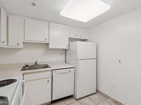 2001 Hamilton Street 1520, Philadelphia PA 19130