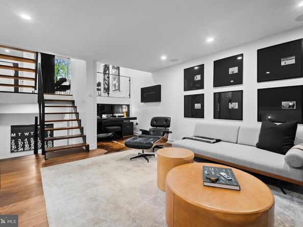 502 Delancey Street A, Philadelphia PA 19106