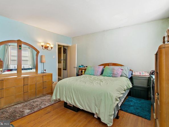1140 S 6TH Street, Philadelphia PA 19147