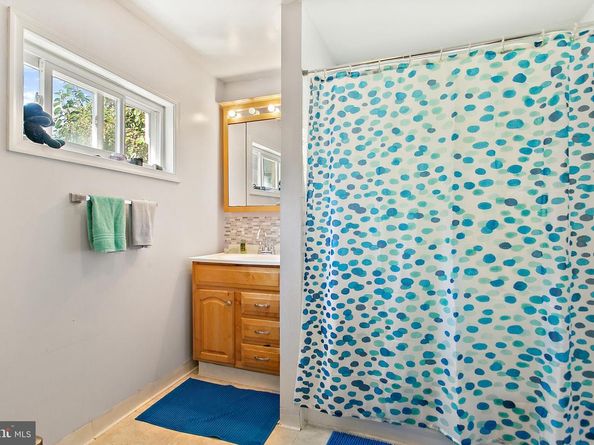 1140 S 6TH Street, Philadelphia PA 19147