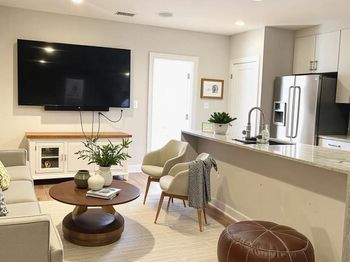 913 NE Quincy Street NE