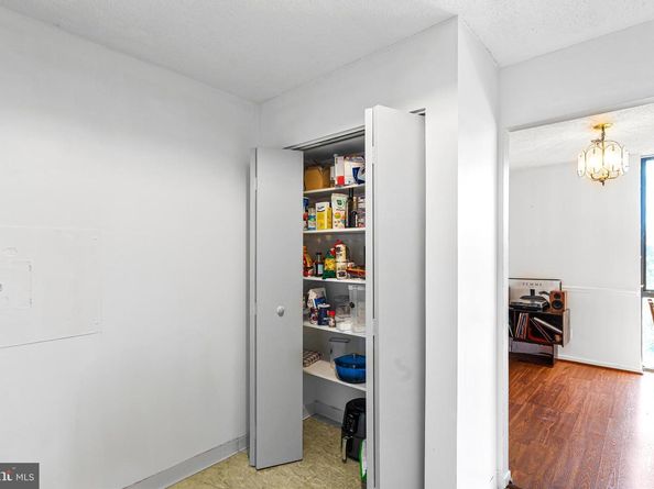 2311 Pimmit Drive 603, Falls Church VA 22043