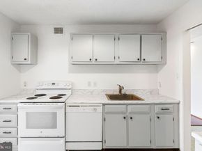 2311 Pimmit Drive 603, Falls Church VA 22043