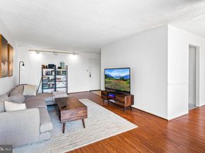 2311 Pimmit Drive 603, Falls Church VA 22043