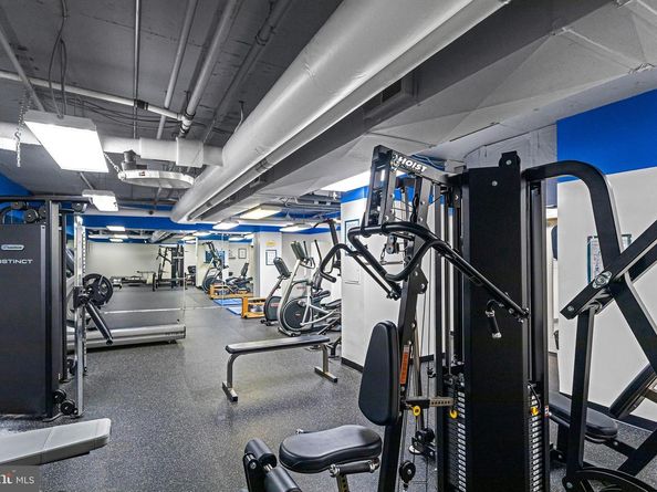 2311 Pimmit Drive 603, Falls Church VA 22043