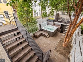 1019 10TH Street NE, Washington DC 20002