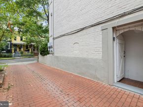 1019 10TH Street NE, Washington DC 20002