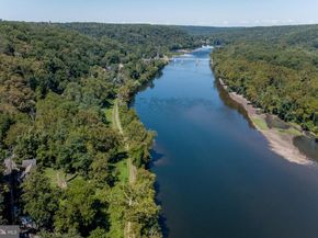 3596 River Road, Lumberville PA 18933