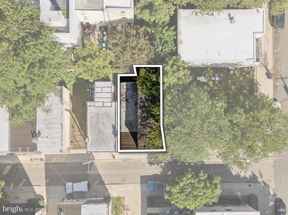 2111 N Orianna Street, Philadelphia PA 19122
