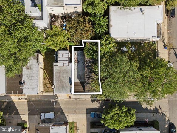 2111 N Orianna Street, Philadelphia PA 19122