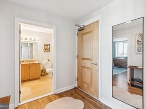 901 N Penn Street R1105, Philadelphia PA 19123