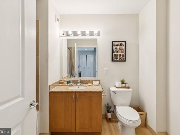 901 N Penn Street R1105, Philadelphia PA 19123
