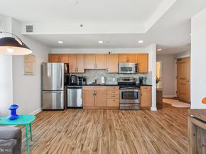 901 N Penn Street R1105, Philadelphia PA 19123