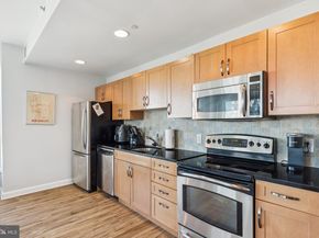 901 N Penn Street R1105, Philadelphia PA 19123