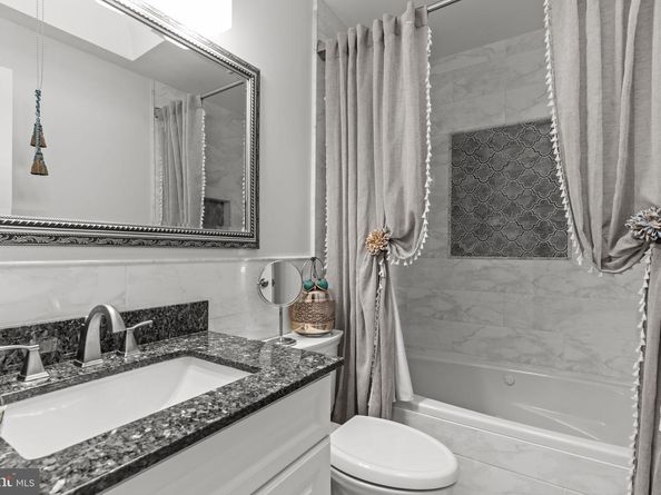 11116 Audubon Avenue, Philadelphia PA 19116