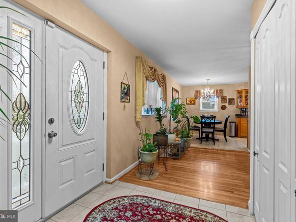 11116 Audubon Avenue, Philadelphia PA 19116