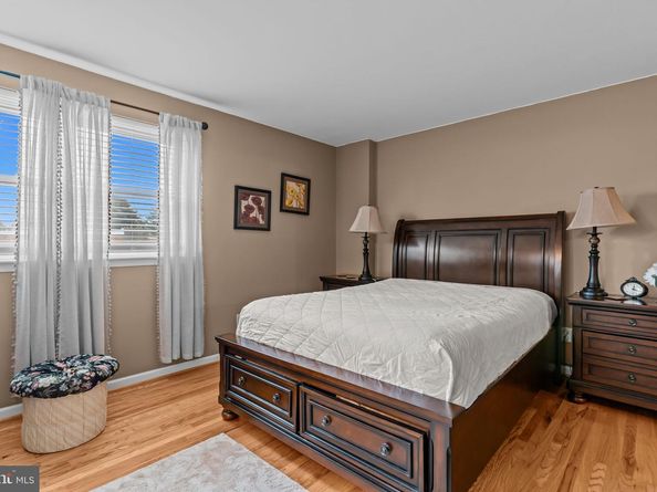 11116 Audubon Avenue, Philadelphia PA 19116