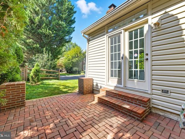 20765 Bank Way, Sterling VA 20165
