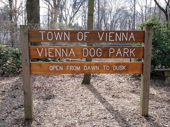 2169 Westglen Court, Vienna VA 22182