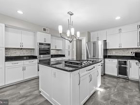 2169 Westglen Court, Vienna VA 22182