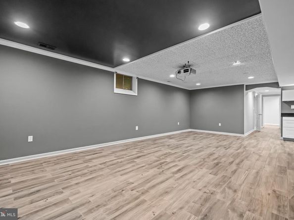 2169 Westglen Court, Vienna VA 22182