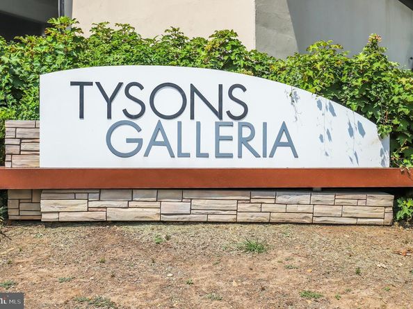 2169 Westglen Court, Vienna VA 22182