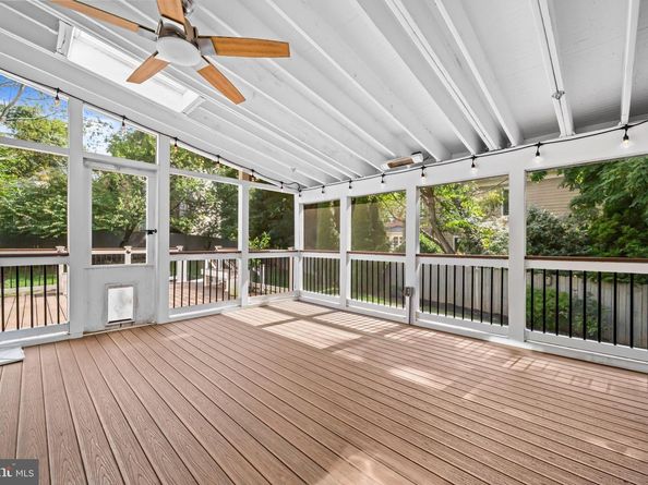 2169 Westglen Court, Vienna VA 22182