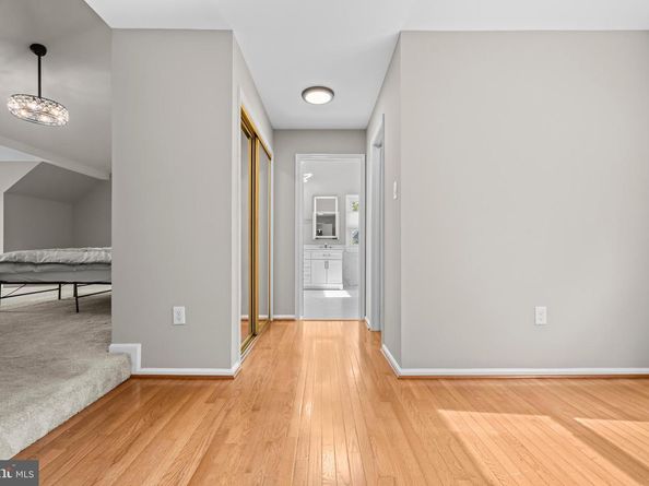 2169 Westglen Court, Vienna VA 22182