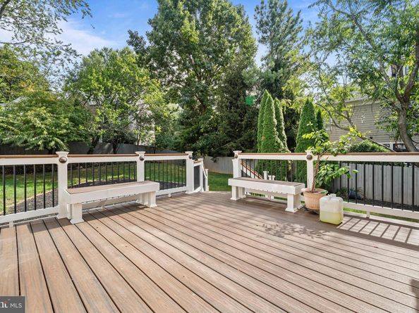 2169 Westglen Court, Vienna VA 22182
